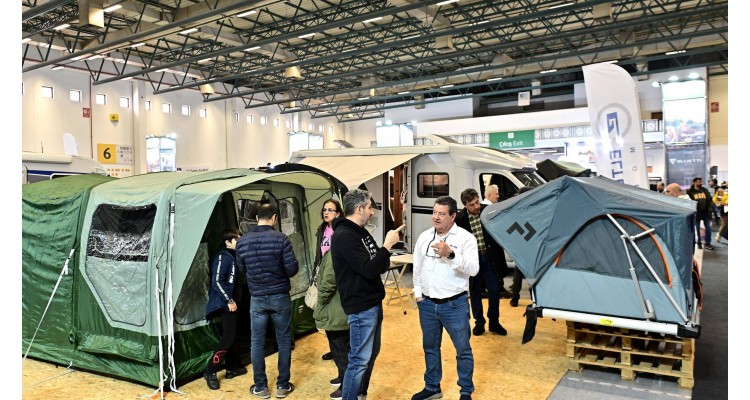 KARAVANIST İstanbul -Έκθεση τροχόσπιτων  και εξοπλισμού τους-Εξοπλισμού Υπαίθρου και Κάμπινγκ