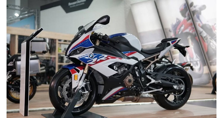 Motobike Istanbul-Uluslararası Motosiklet-Bisiklet ve Aksesuarları Fuarı