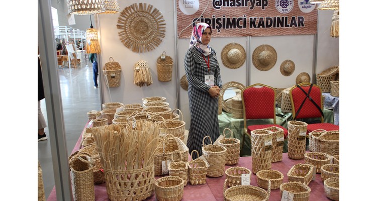 CRAFTİSTANBUL - International Crafts and Design Fair